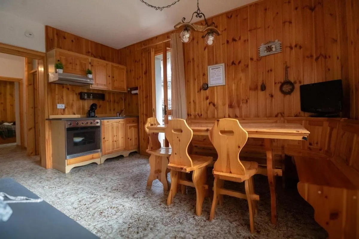Chalet Del Rio 菲乌马尔博